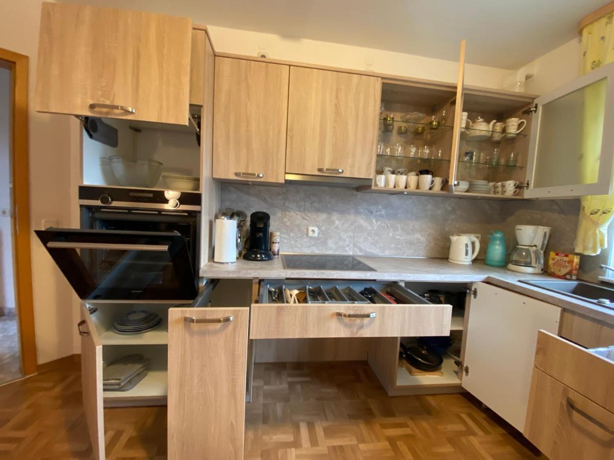 Apartment Mit Blick Auf Herkules Mit Parkplatz カッセル エクステリア 写真