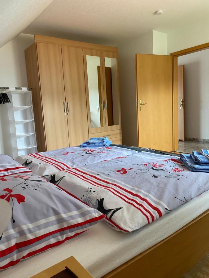 Apartment Mit Blick Auf Herkules Mit Parkplatz カッセル エクステリア 写真