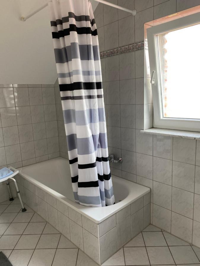 Apartment Mit Blick Auf Herkules Mit Parkplatz カッセル エクステリア 写真